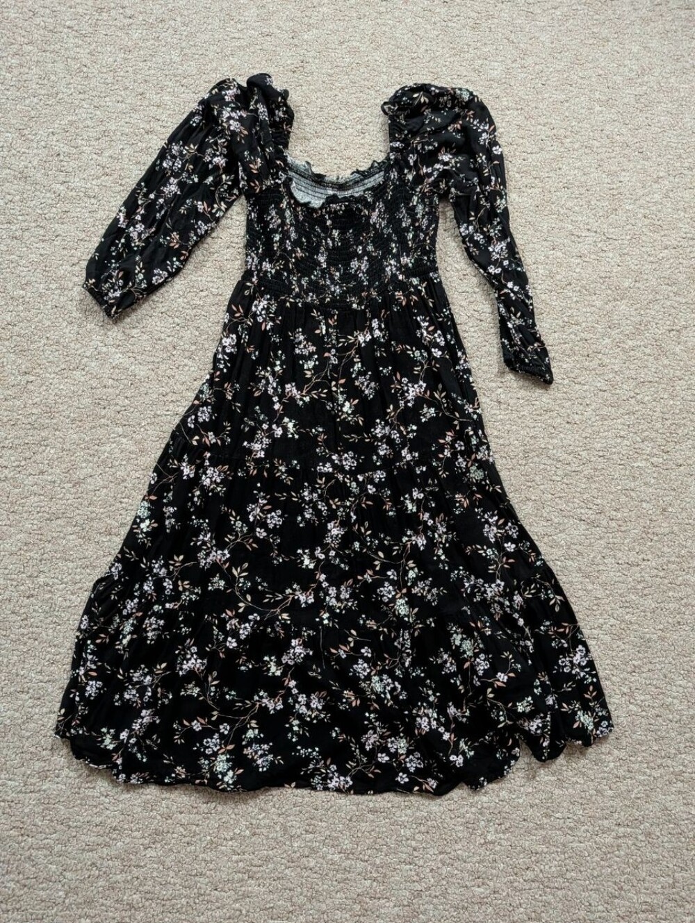 Forever 21 Black Floral Smocked Maxi Dress